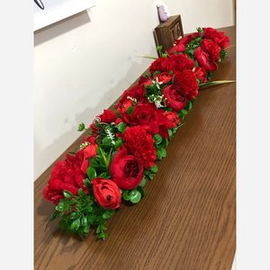 پنل گل مصنوعی نیم متری قرمز مناسب برای ماشین عروس و دیزاین جشن ها
