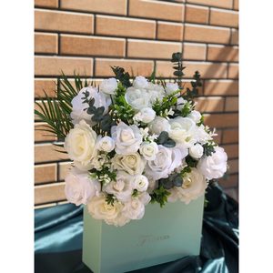 باکس گل مصنوعی — تصویر ۲