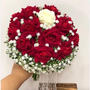 دسته گل عروس مدل رز مخمل