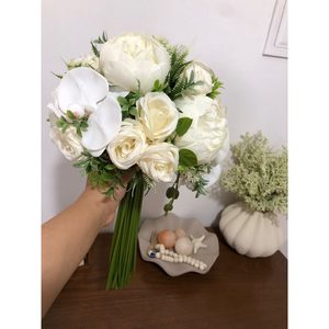 دسته گل عروس رز و ارکیده ابشاری — تصویر ۶
