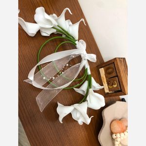 دسته گل عروس مدل سازه ای شیپوری