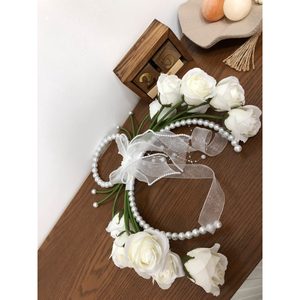 دسته گل عروسی مدل کیفی با گلهای رز — تصویر ۱۰