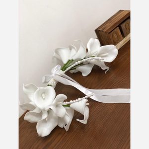 دسته گل سازه ای 20شاخه شیپوری به همراه مروارید