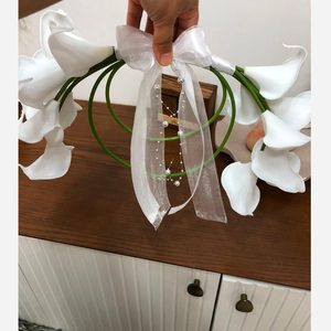 دسته گل عروس مدل سازه ای شیپوری