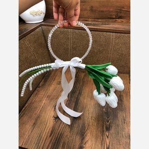 دسته گل عروس سازه ای لاله