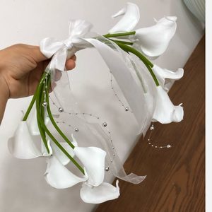 دسته گل عروس مصنوعی مدل سازه ای شیپوری 12شاخه
