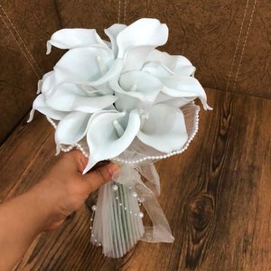 دسته گل عروس شیپوری شیک و ساده