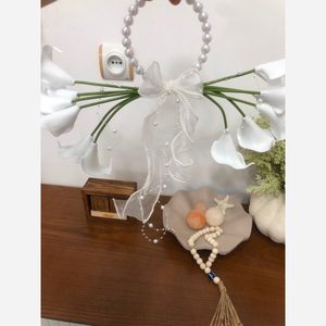 دسته گل عروس شبپوری سازه ای با دسته ی مروارید