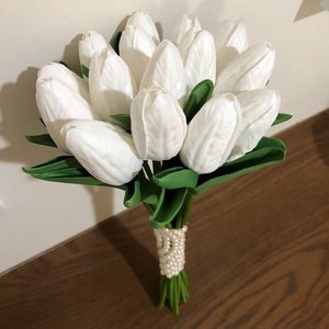 دسته گل عروس لاله