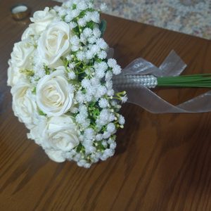 دسته گل عروس مدل رز و ژیپسوفیلا