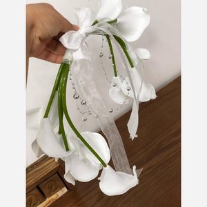 دسته گل عروس مصنوعی مدل سازه ای شیپوری 12شاخه