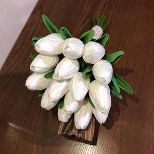 دسته گل عروس لاله