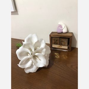 دسته گل شیپوری 5 شاخه