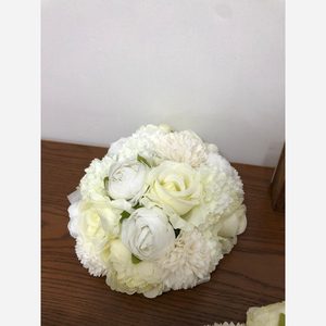 پنل گل مصنوعی سفید نباتی